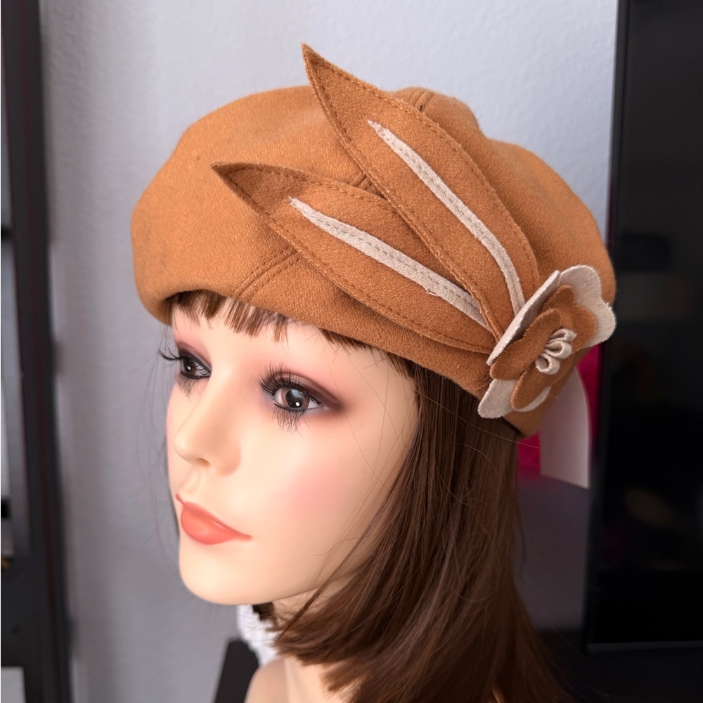 Giovannio Brown Wool Beret with Floral Detail